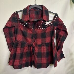 NWOT Boohoo Red & Black plaid Checkered Cold Shoulder Pearl Embellished Top